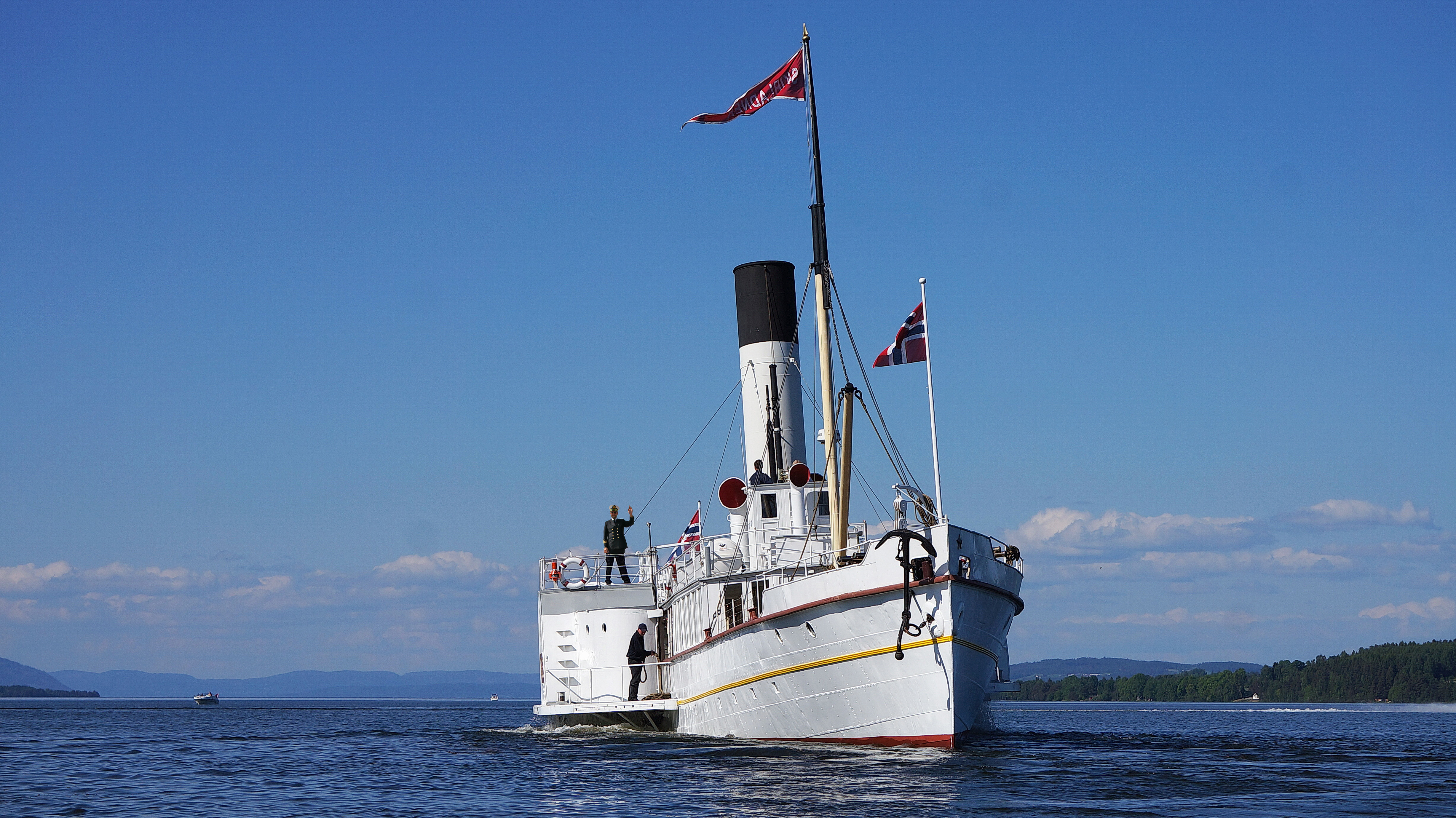 covershot-DSC06038-reversed